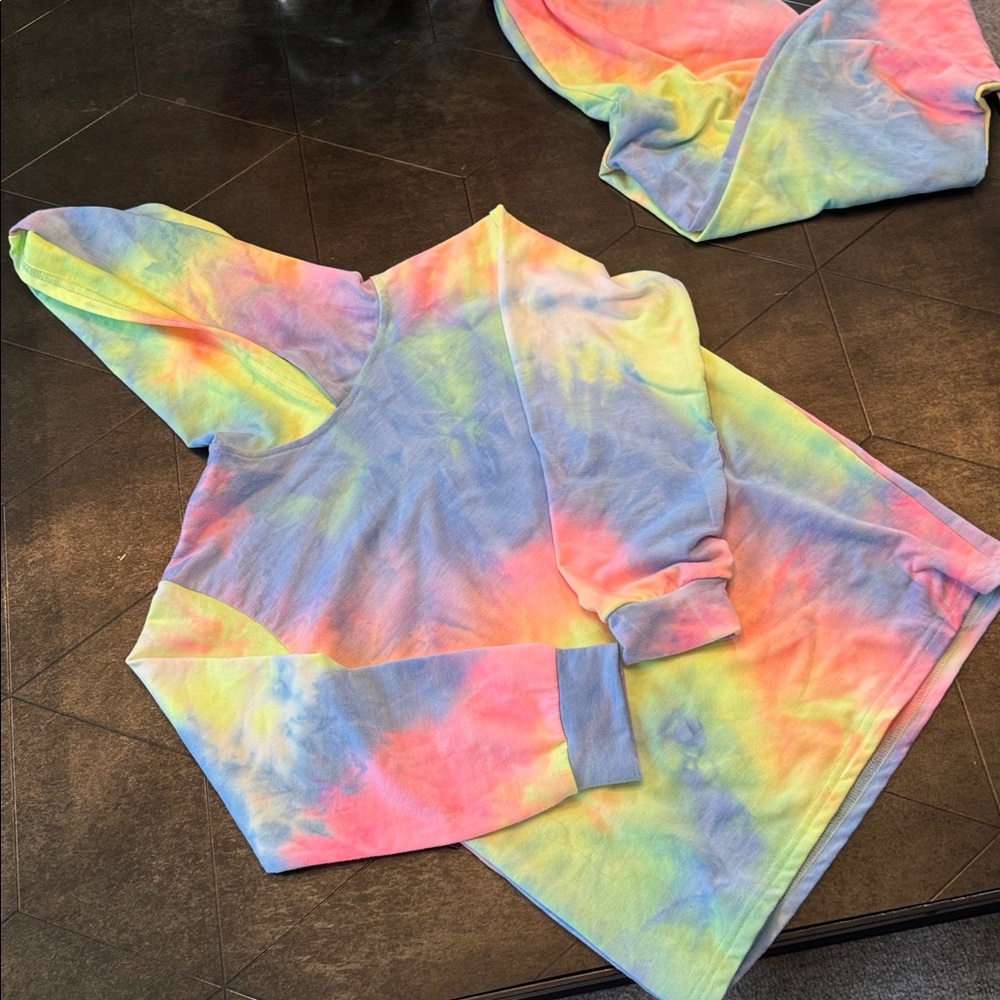 Colorful Tie-Dye Kids Matching Set - Picture 3 of 5